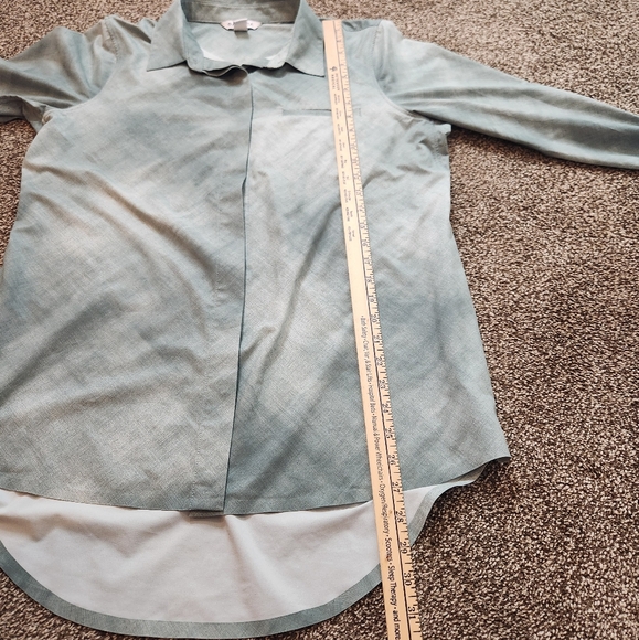 ATHLETA Urbanite Top Long Sleeve Button Up Shirt Size Medium - Picture 7 of 7